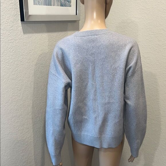 Broadway-Gray Sweater with Pink Heart Design - Picture 4 of 6